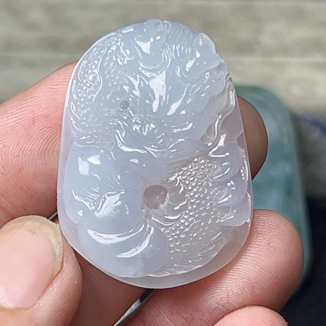 定制翡翠未镶嵌龙牌