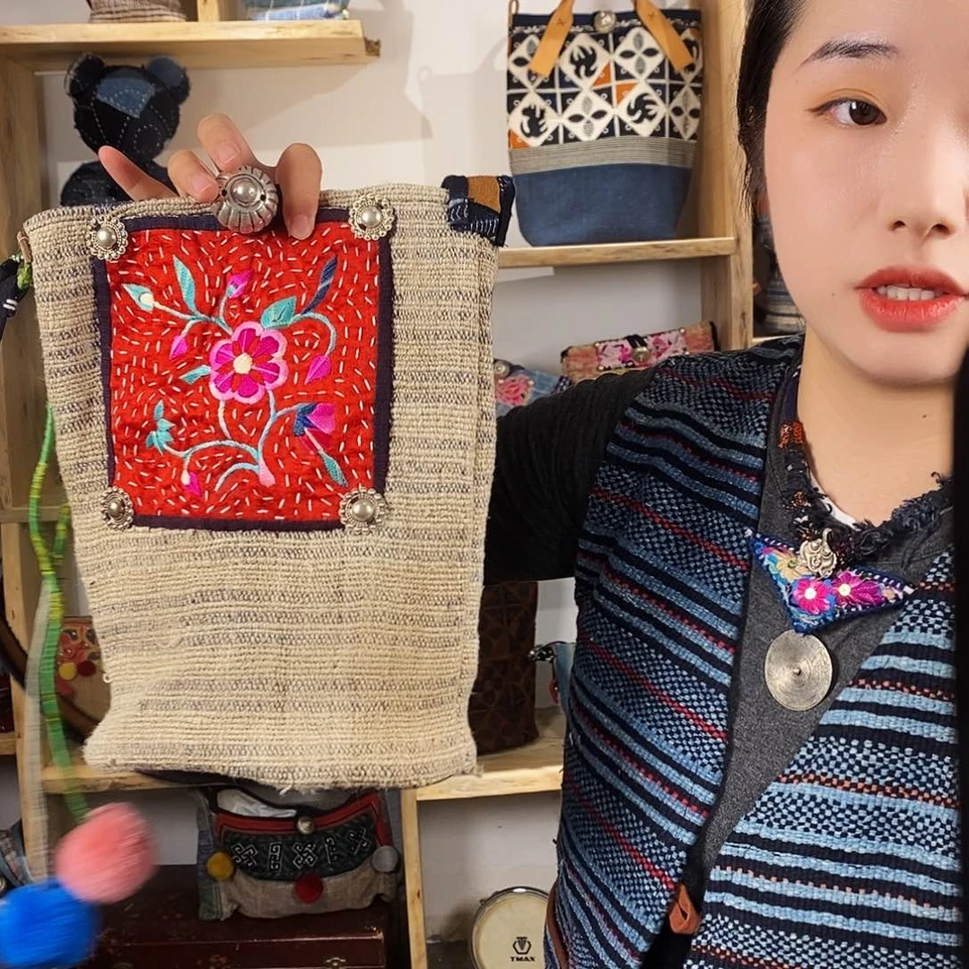 织绣手工制作水桶包