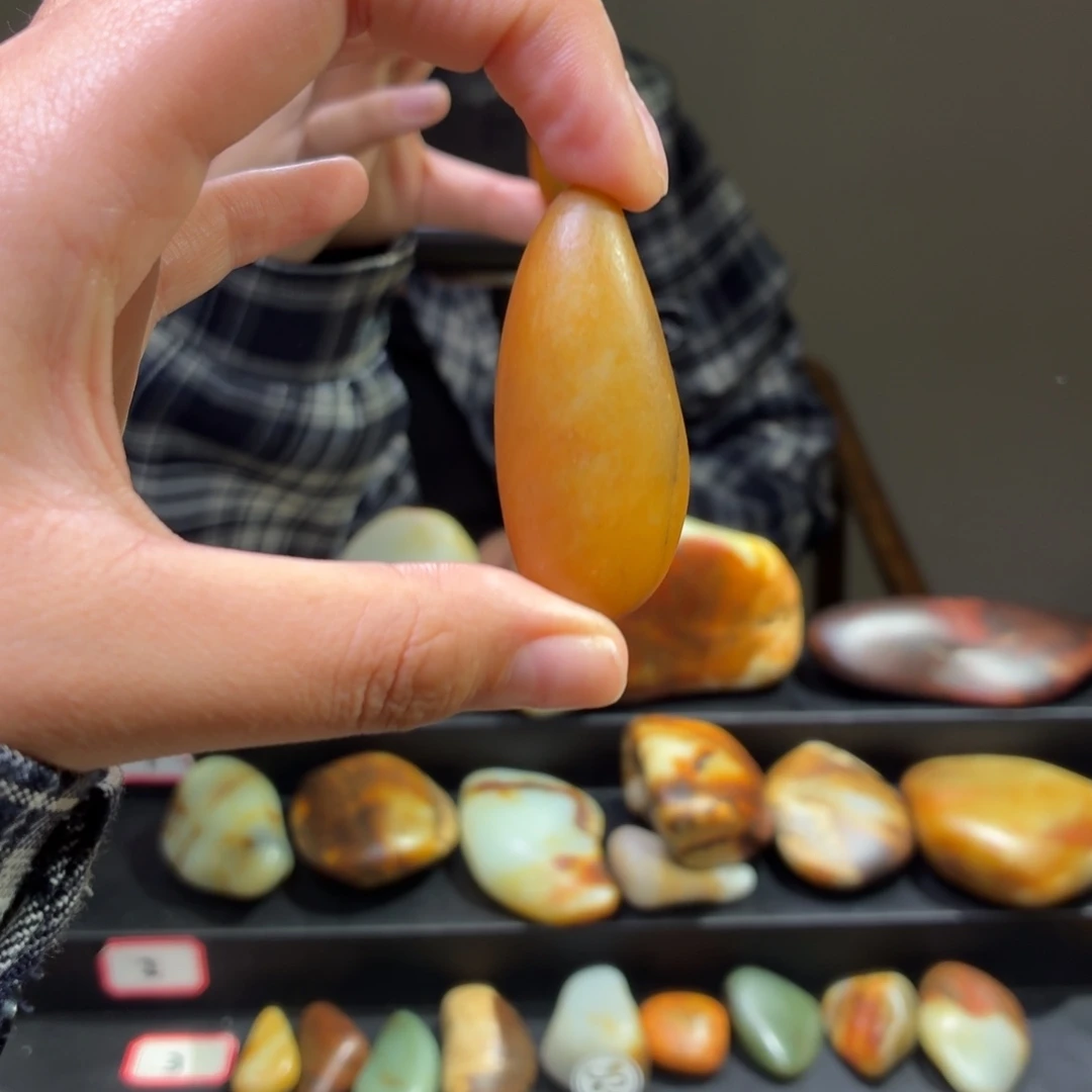 和田玉未镶嵌挂件22.6