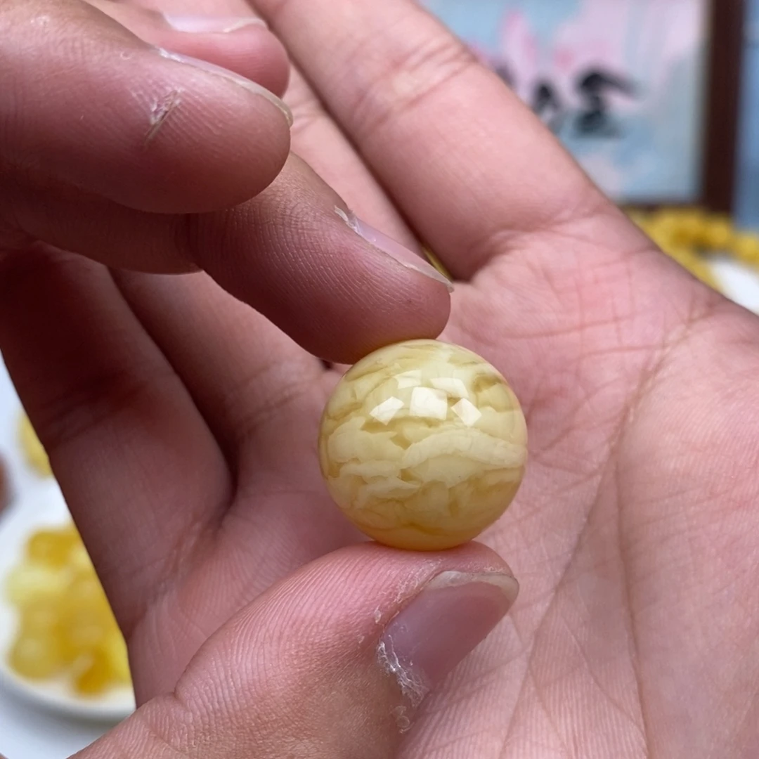 琥珀未镶嵌珠宝奇石19.4尺寸