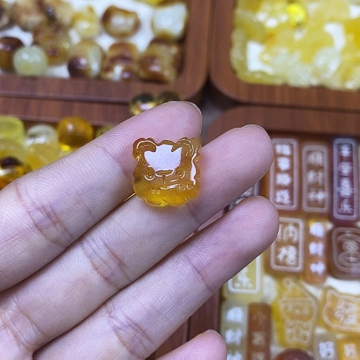 橄榄核吊坠小猫头117