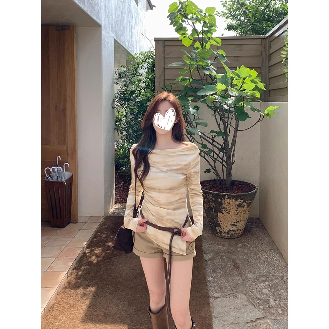 设计感不规则一字肩辣妹扎染小衫女秋季法式气质百搭掐腰显瘦上衣