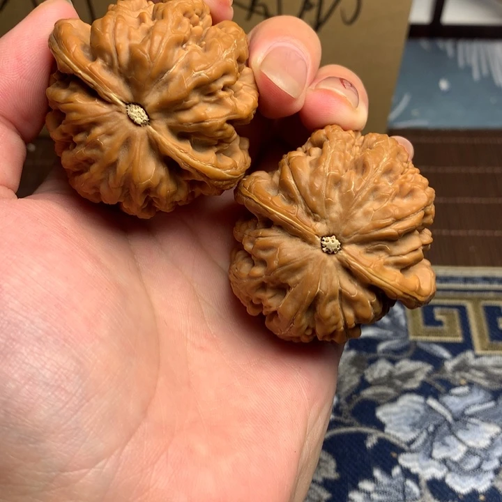 吊坠文玩核桃那***牙粗筋