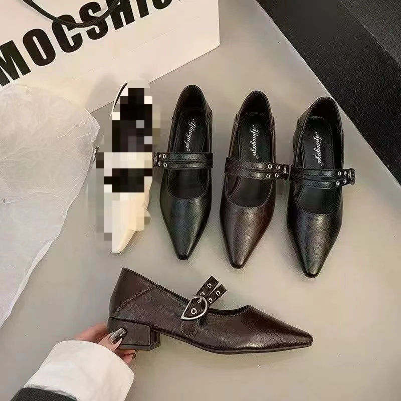 5112时尚百搭休闲精致优雅超软方根小单鞋511-2