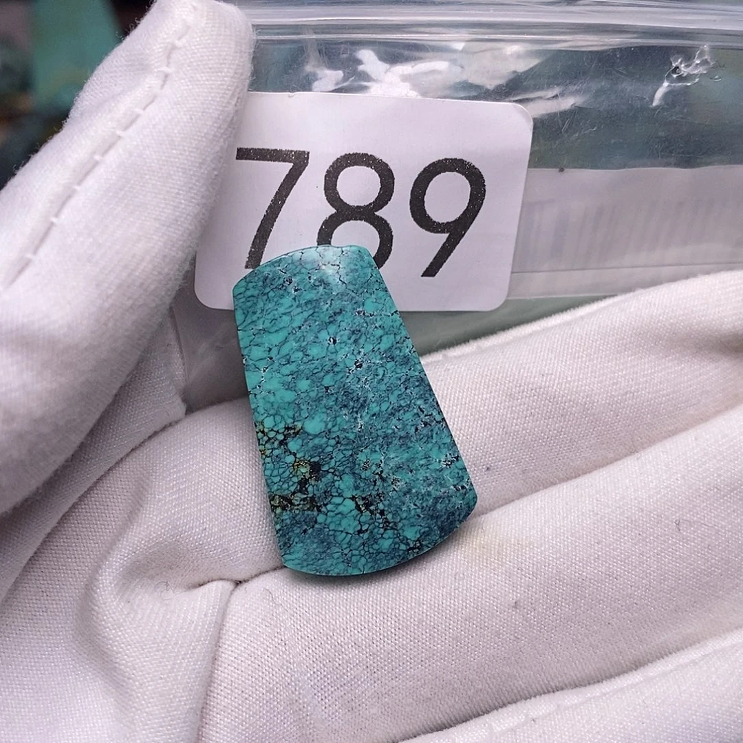 绿松石未镶嵌珠宝半成品