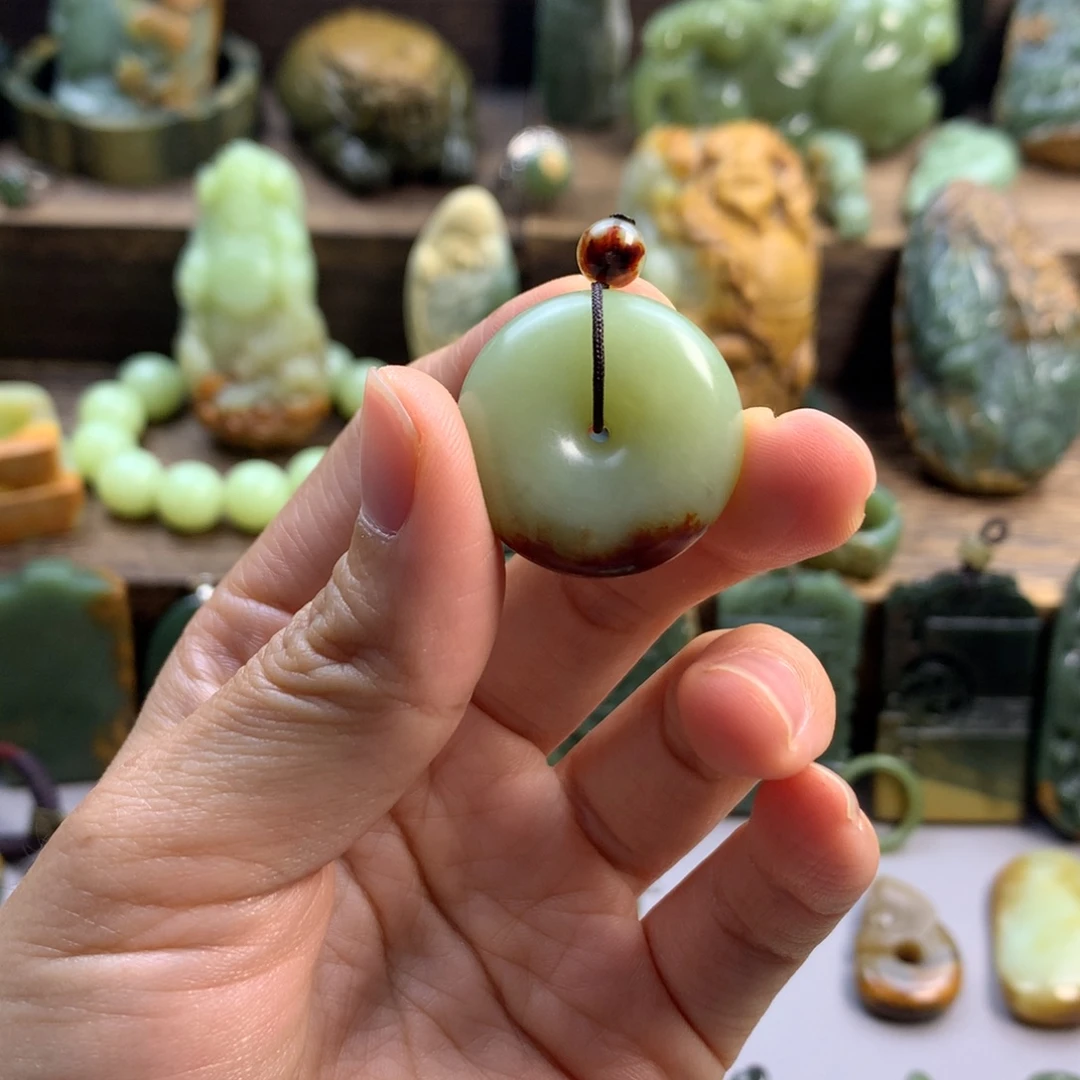 颗***颗岫岩河磨玉（透闪石质玉）未镶嵌珠宝奇石