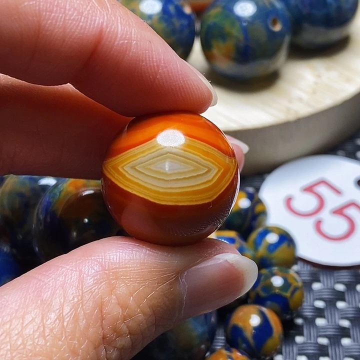 用***狼玛瑙/玉髓未镶嵌颈饰