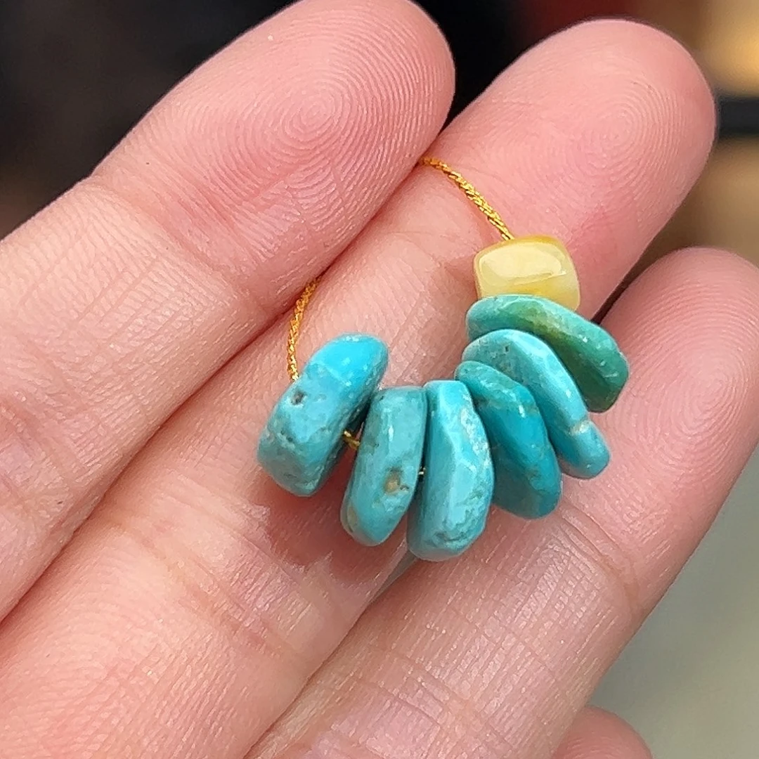 蜜蜡未镶嵌珠宝奇石