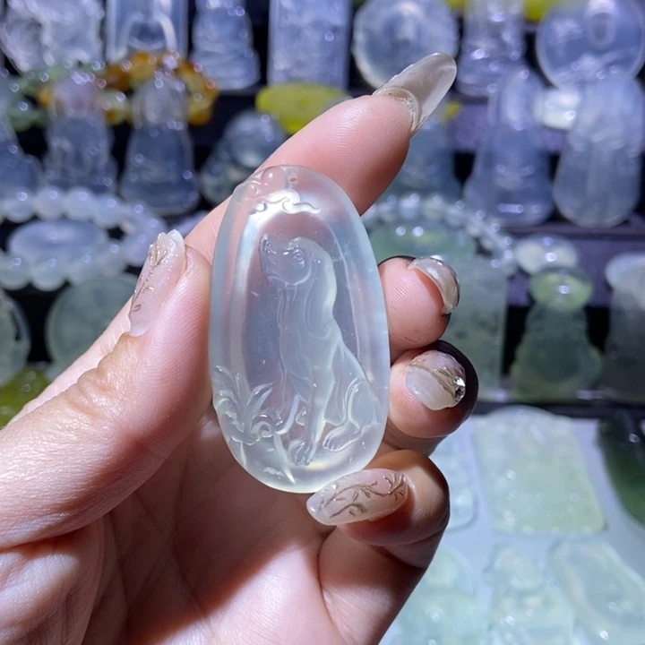 岫玉未镶嵌吊坠吊坠