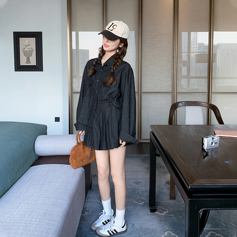 黑色小个子穿搭减龄牛仔衬衫套装裙女早春新款显瘦百褶短裙两件套