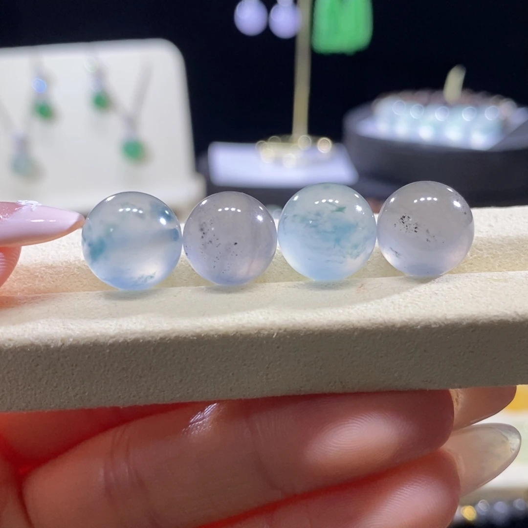 翡翠未镶嵌颈饰翡翠高冰飘花系列