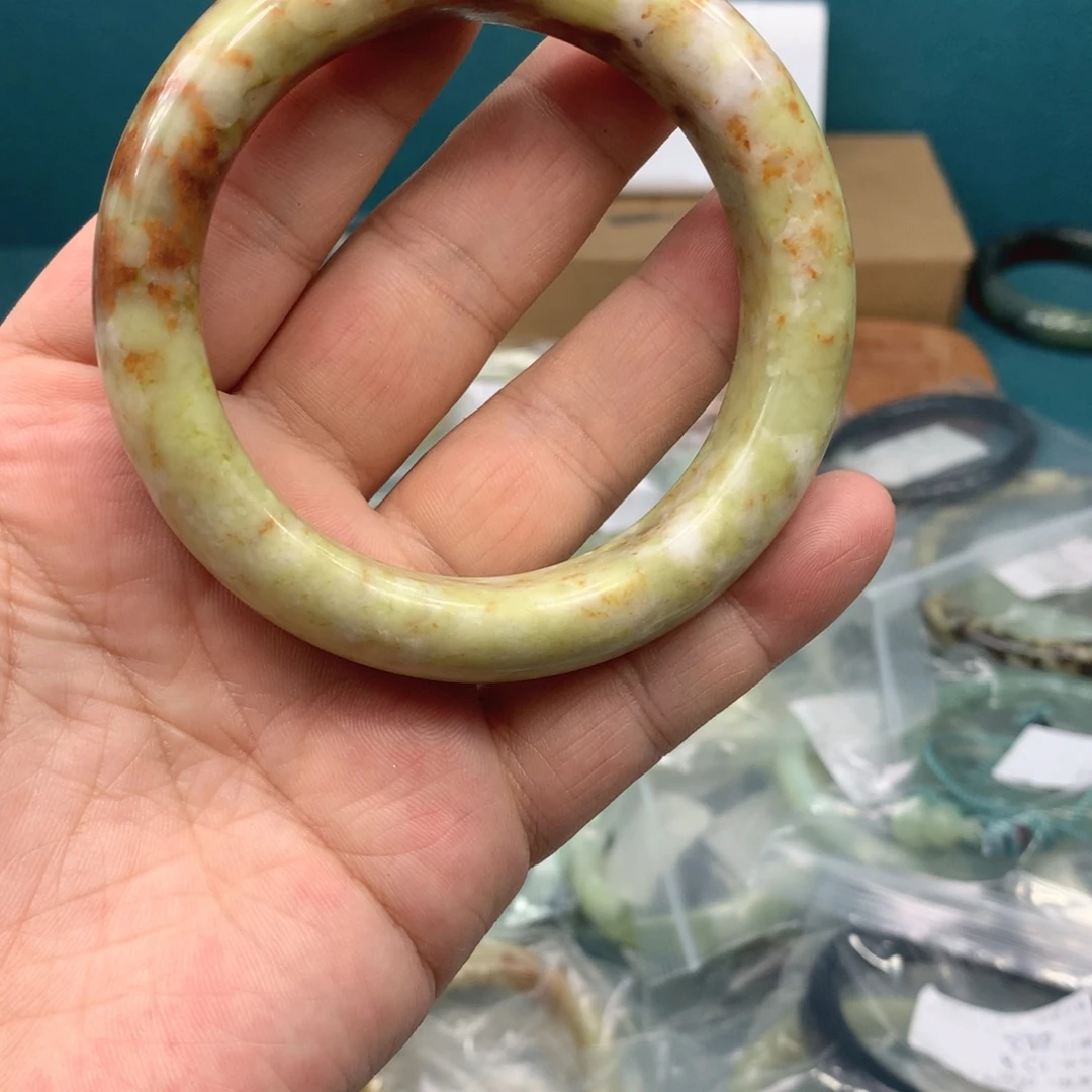 *****未镶嵌蛇纹石玉手镯