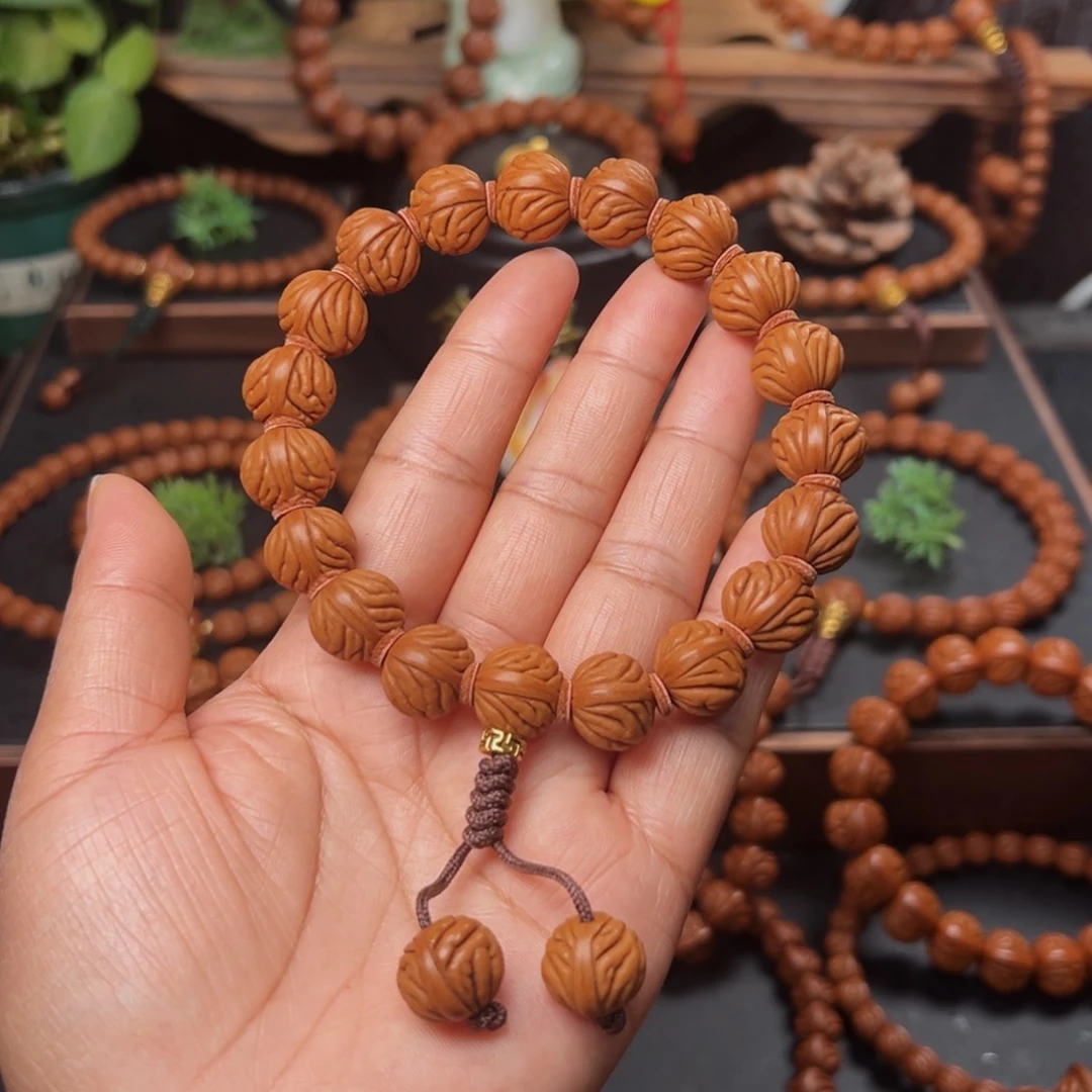 吊坠桃核祥云手持14