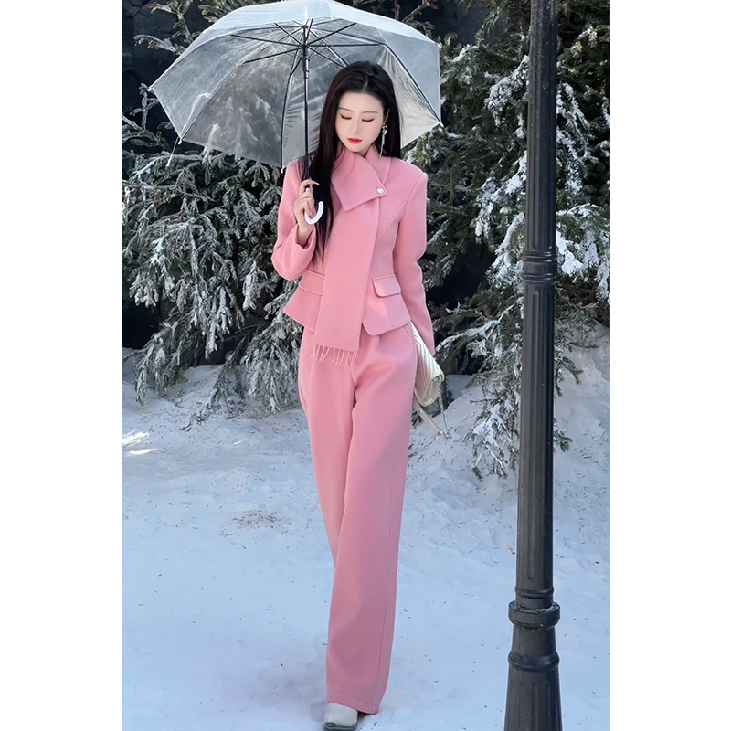 格润雅洋气减龄淑女风三件套女2025新款设计感外套高腰显瘦直筒裤