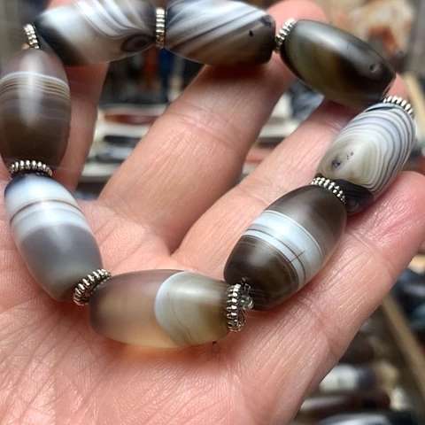 玛瑙/玉髓颈饰合金