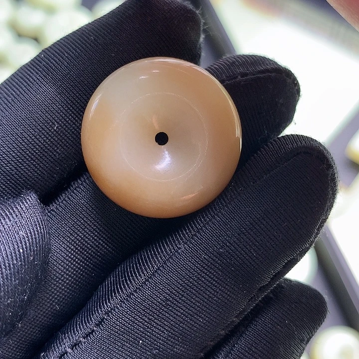 玉***缘颈饰未镶嵌和田玉