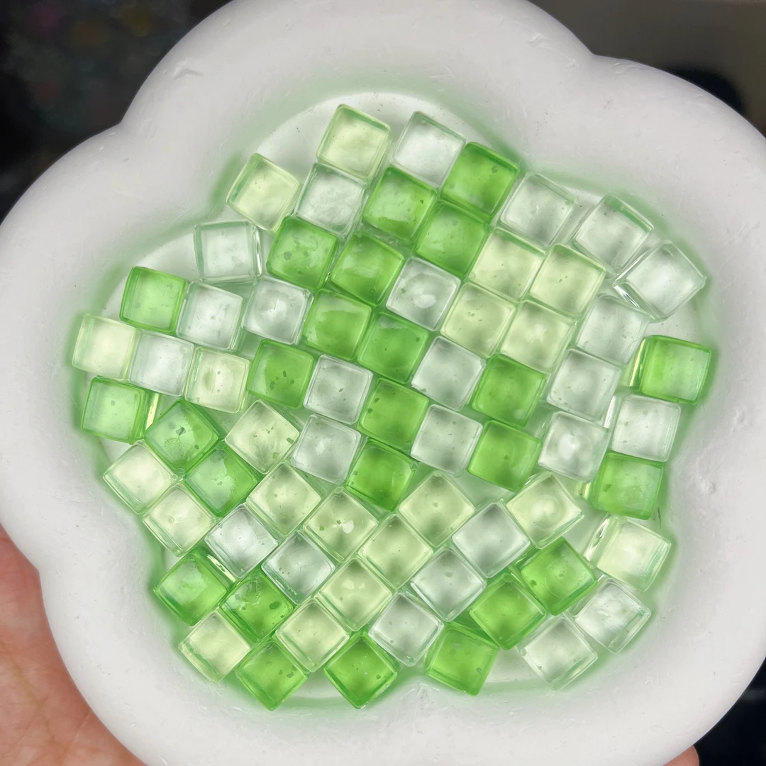 【绿野森林】8mm绿色系星空夜创意diy小冰块迷你夜光糖果色