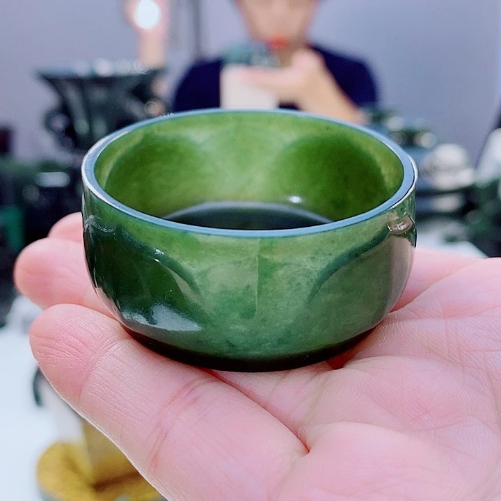 未镶嵌和田玉（青玉）把件