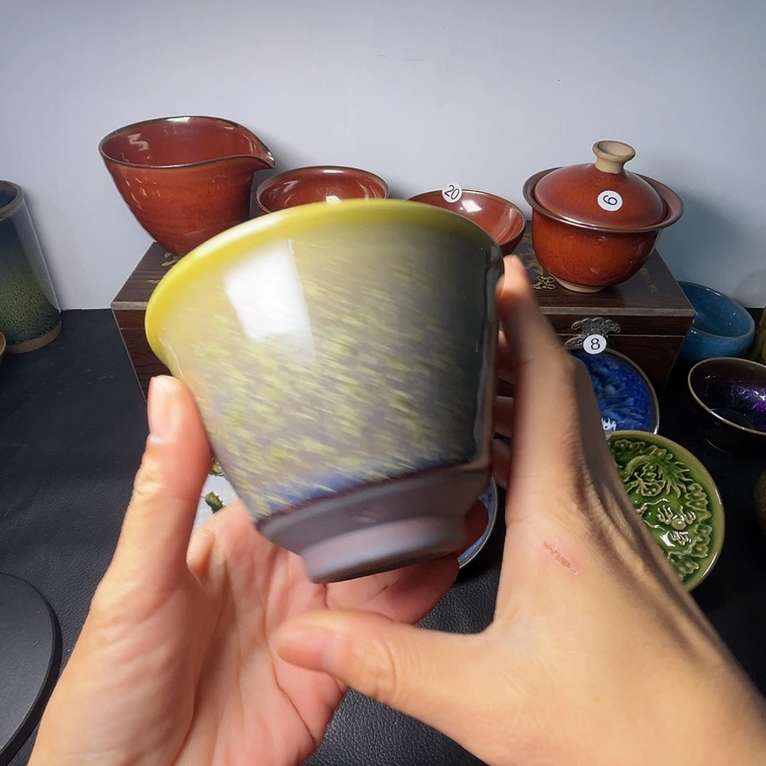 茶盏这几位朋友在这里做