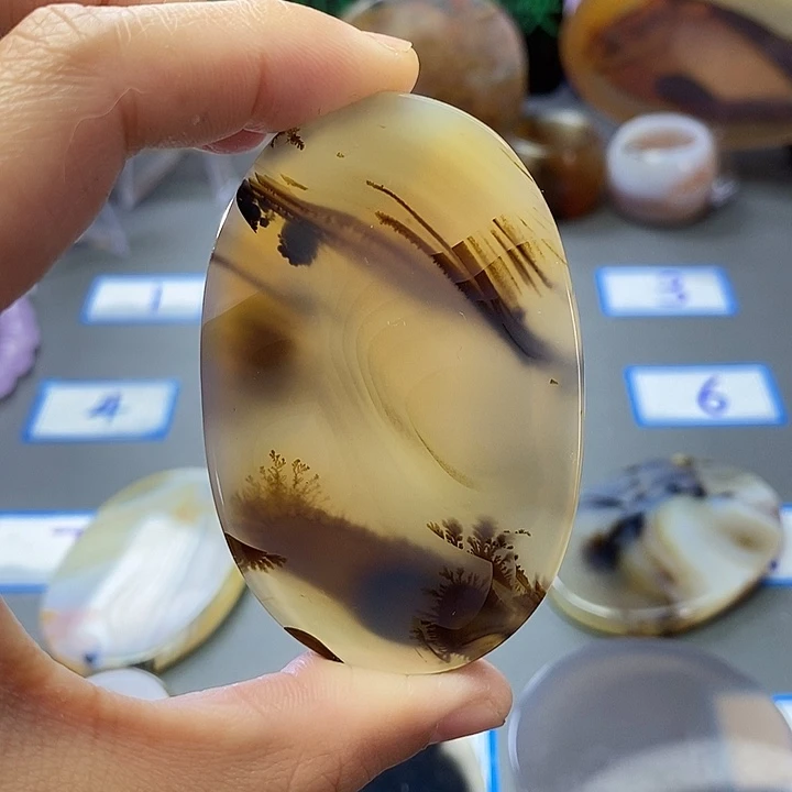 玛瑙/玉髓未镶嵌珠宝半成品