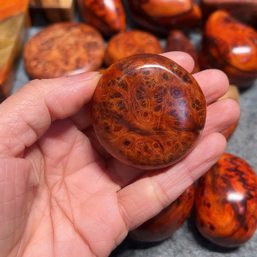 怀****染料紫檀（血檀）赞比亚