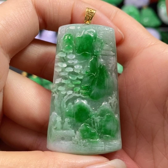 颈饰未镶嵌翡翠吊坠