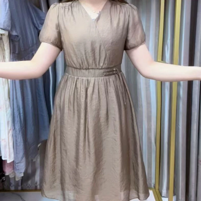 2025夏季新款气质修身中长款纯色连衣裙收腰轻薄
