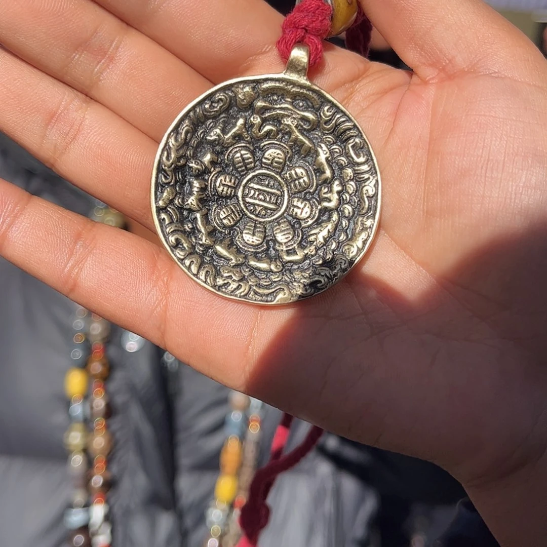 V****银巴三眼铜工艺品