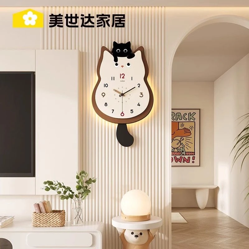美世达奶油风小猫钟表挂钟客厅2025新款简约家用现代时钟艺术挂表