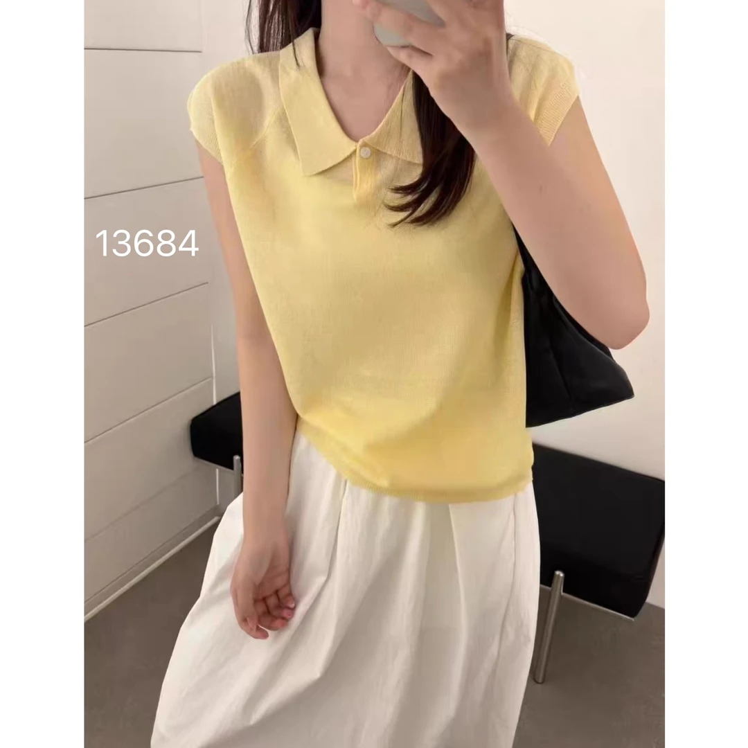 13684（部分无水洗唛，介意慎拍）CHUXUN新款一粒扣翻领针织短袖