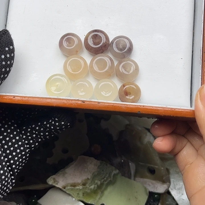 未镶嵌和田玉珠宝奇石