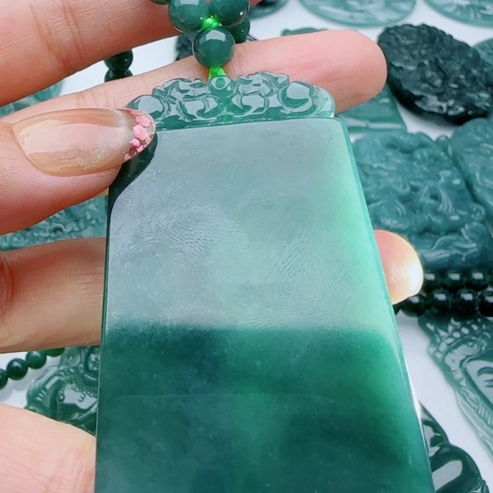 翡翠未镶嵌颈饰多样性发货天然A货翡翠