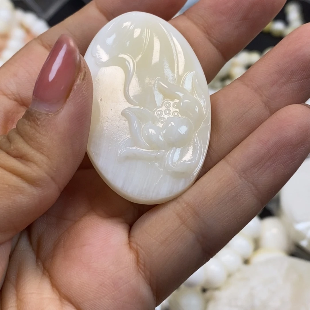 豆***宝香榧木花梨木，吊坠
