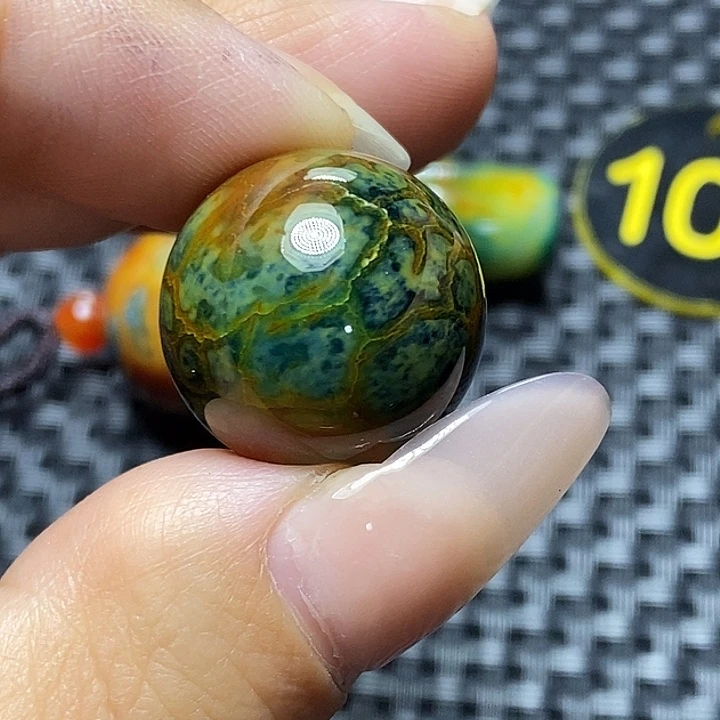 大***白玛瑙/玉髓未镶嵌颈饰