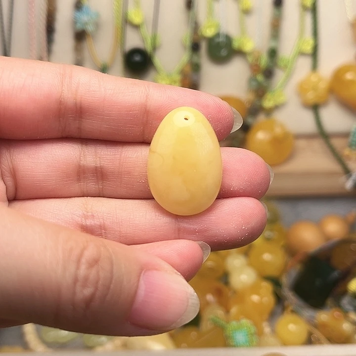 蜜蜡颈饰未镶嵌蜜蜡