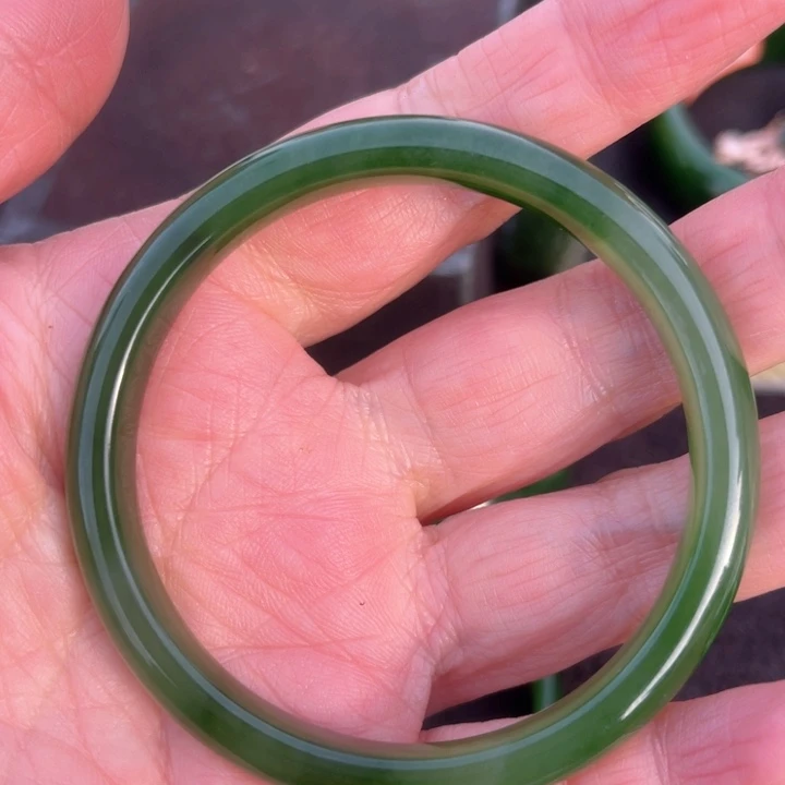 和田玉手镯未镶嵌晗