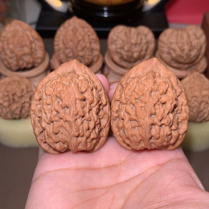 文玩核桃把件蚂蚁王