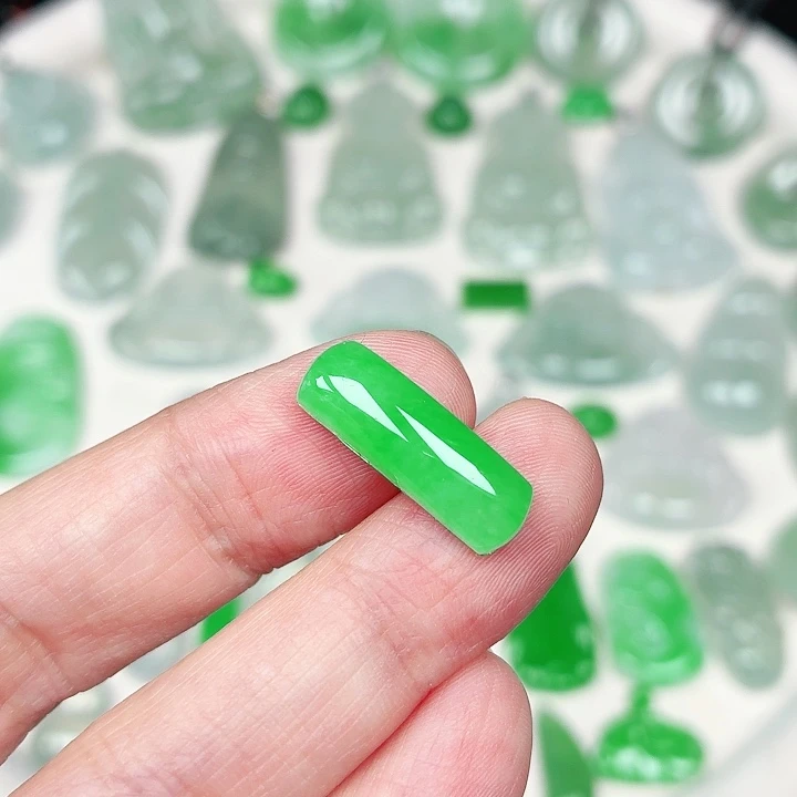 翡翠未镶嵌颈饰缅甸天然A货翡翠