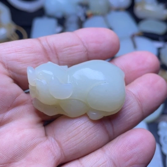 未镶嵌和田玉挂件