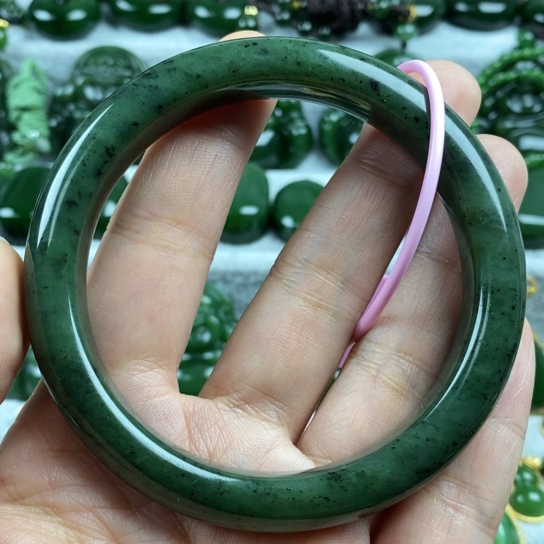 和田玉未镶嵌颈饰60mm