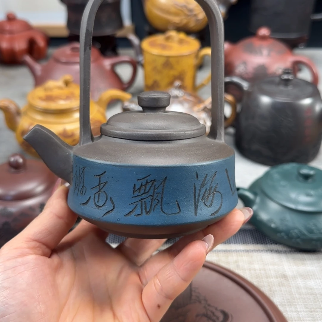 茶壶紫砂紫砂紫色紫砂