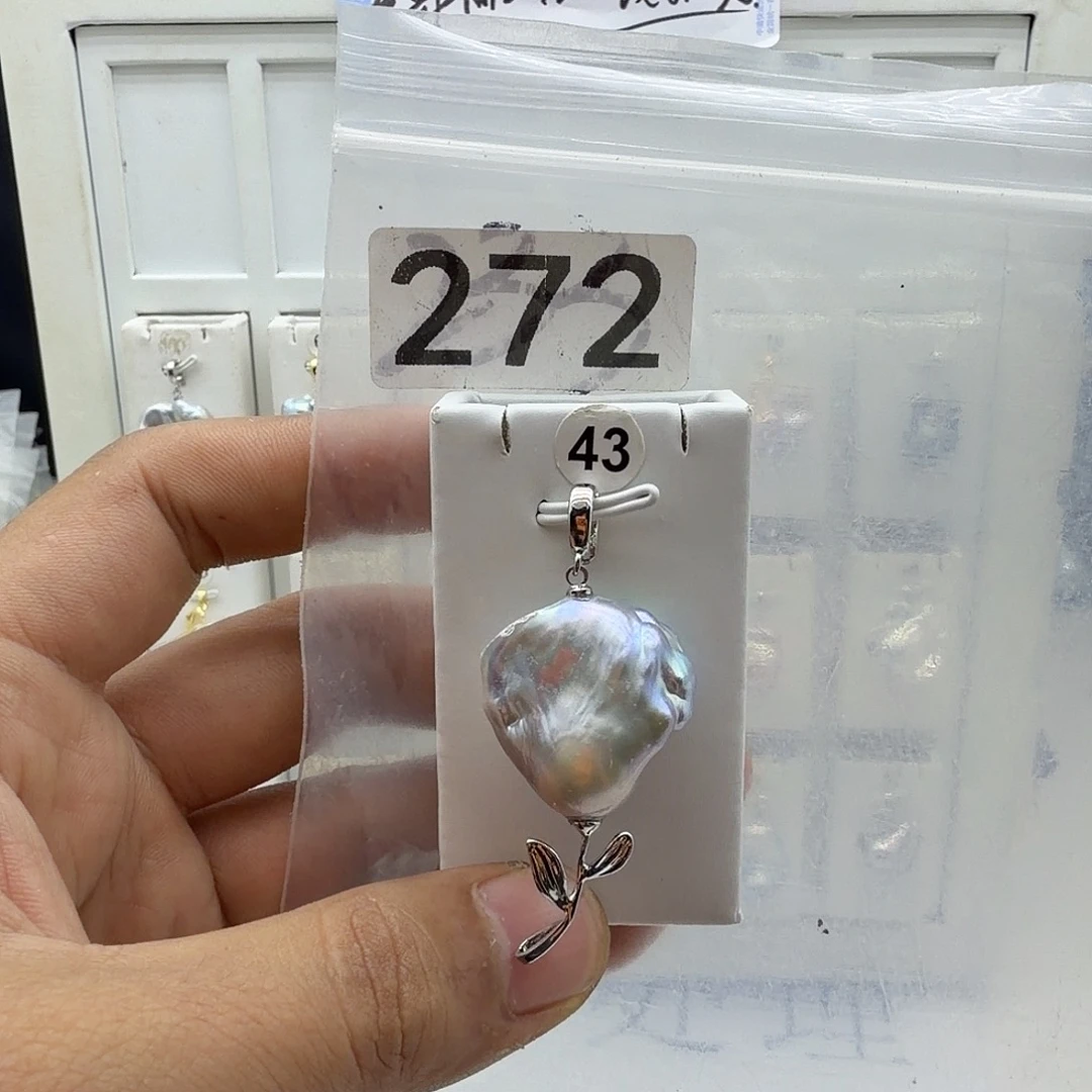 颈饰合金淡水珍珠