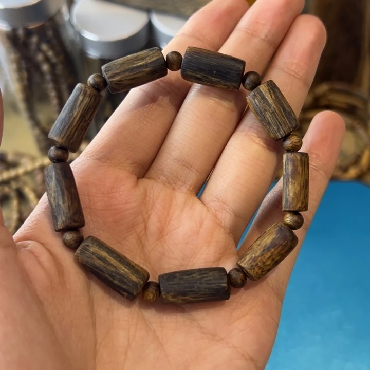 沉香碎屑沉香0.9树心油8克➕