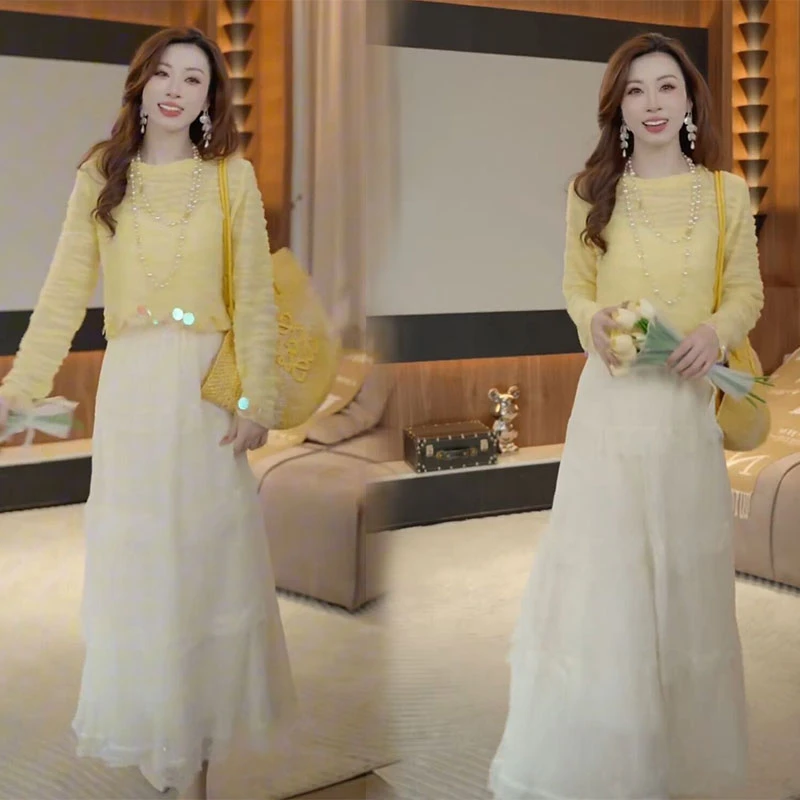 茶系穿搭一整套2025新款温柔风气质圆领长袖上衣半身长裙两件套装