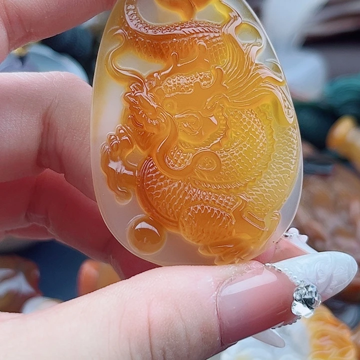 慢***景玛瑙未镶嵌手饰吊坠