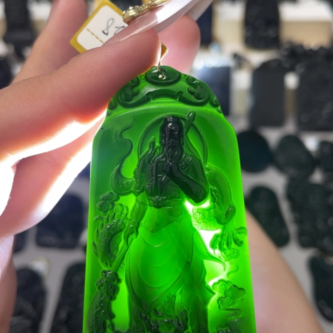 嘻***嘻未镶嵌蛇纹石玉吊坠