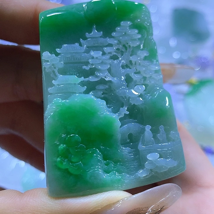 翡翠未镶嵌颈饰天然翡翠A货吊坠