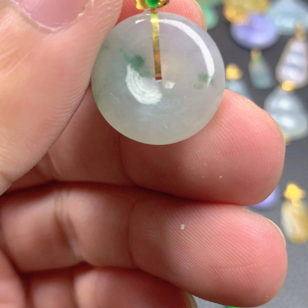 【闪购商品】颈饰18K金镶嵌翡翠翡翠