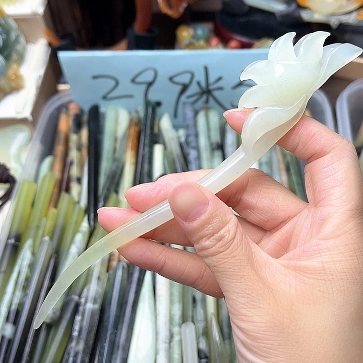 蛇纹石玉未镶嵌发簪