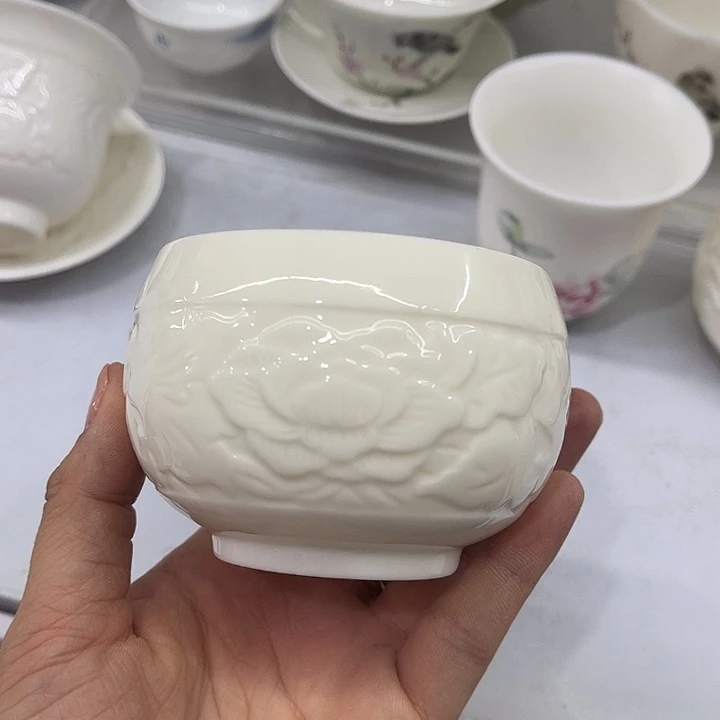 福利待遇多多哦哦哦